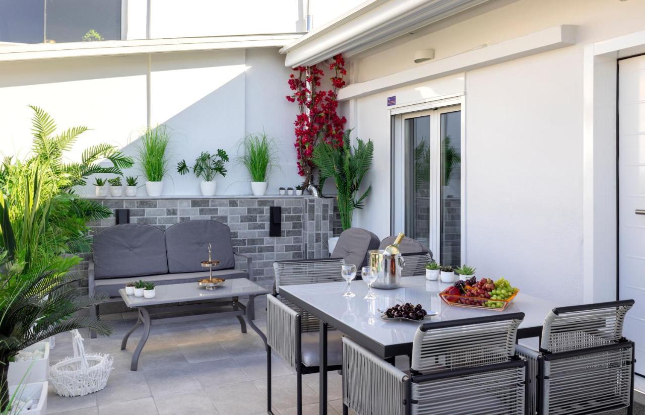Appartamento Acropolis Views Studio Atene Esterno foto